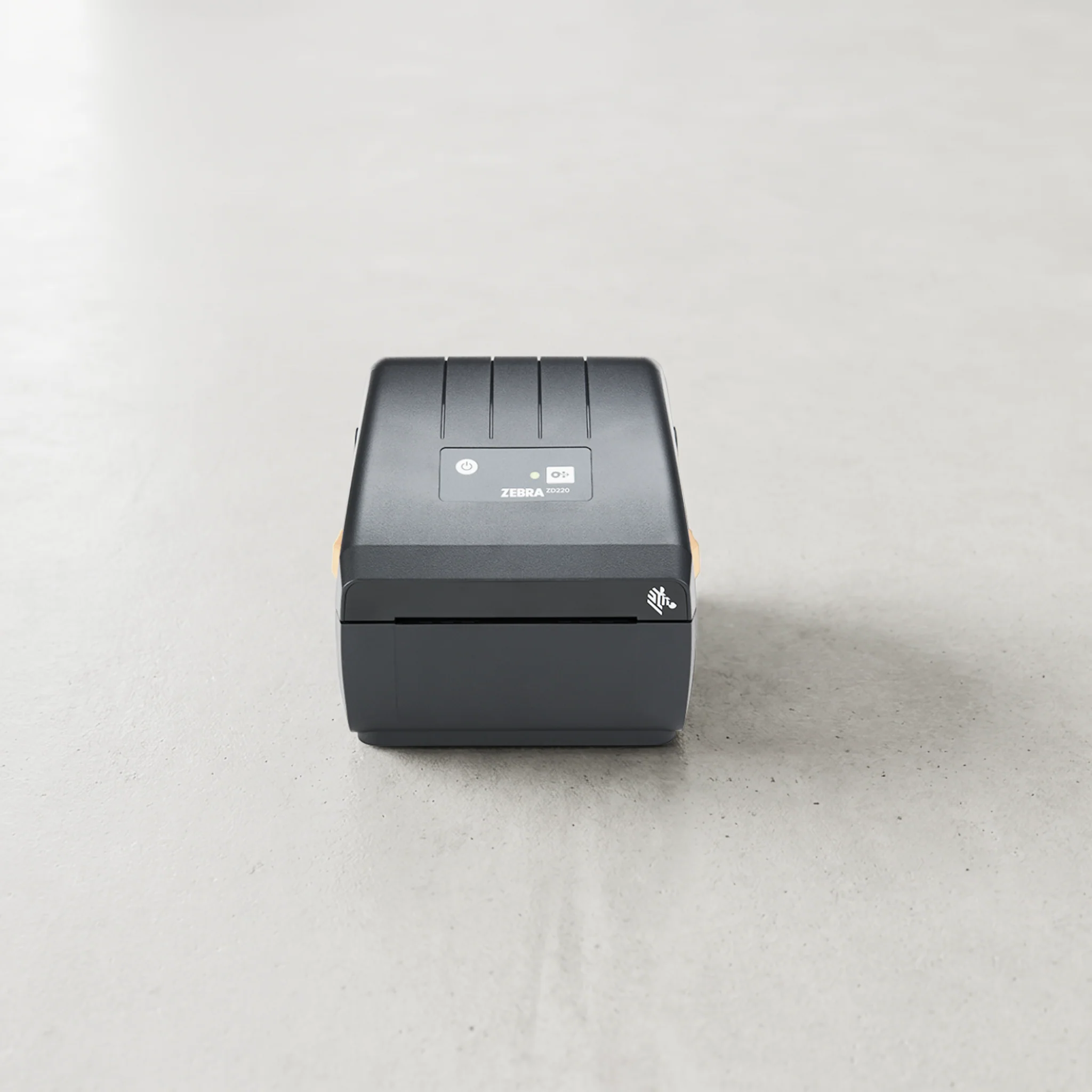 137-zebra-usb-label-printer-zd220-uk-ie-3.webp Zebra USB Label Printer (ZD220) #UK/IE